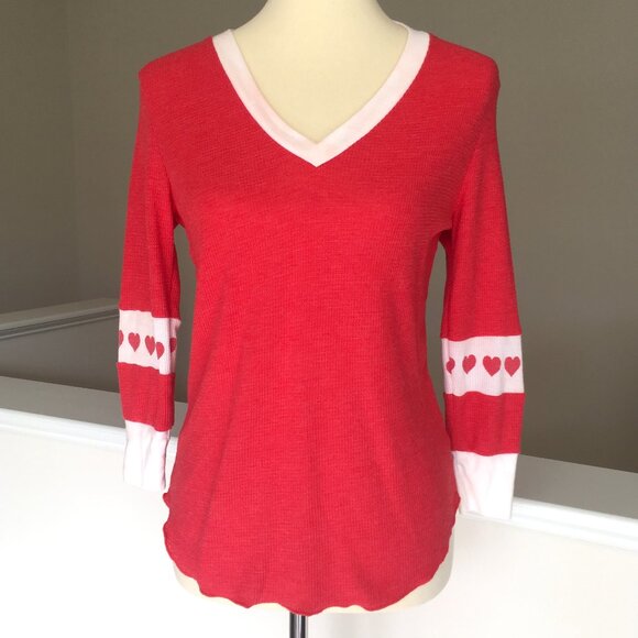 Wildfox Shirt Top Red Graphic Hearts Waffle Knit Thermal V Neck Ruffle Hem XS - Picture 1 of 10